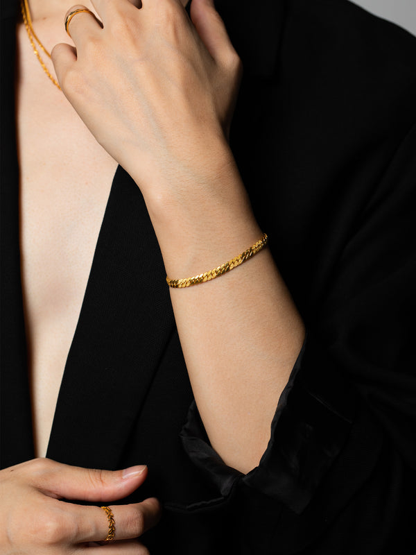 Buy Stylish Gold & Platinum bracelets for men @ Best Price - Candere by  Kalyan Jewellers.